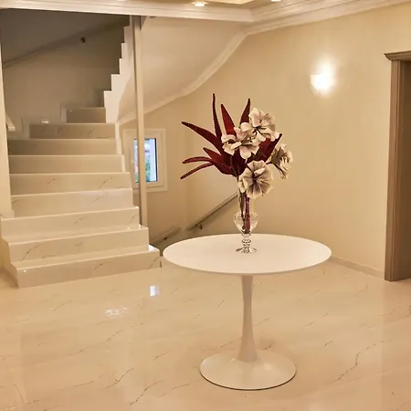 Famissi Sofita 7 Lejlighedshotel Kalambaka