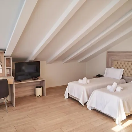 Famissi Sofita 7 Lejlighedshotel Kalambaka